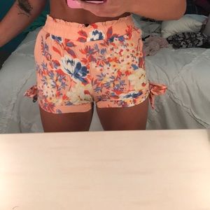 floral shorts